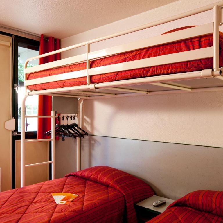 Premiere Classe Lyon Sud - Chasse Sur Rhone Exterior photo