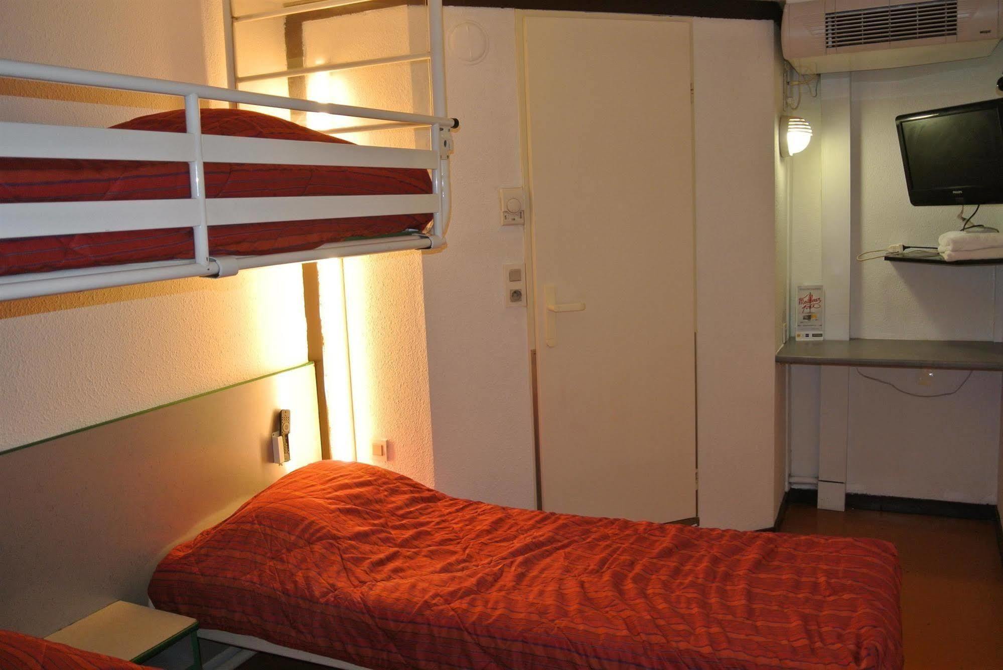 Premiere Classe Lyon Sud - Chasse Sur Rhone Exterior photo